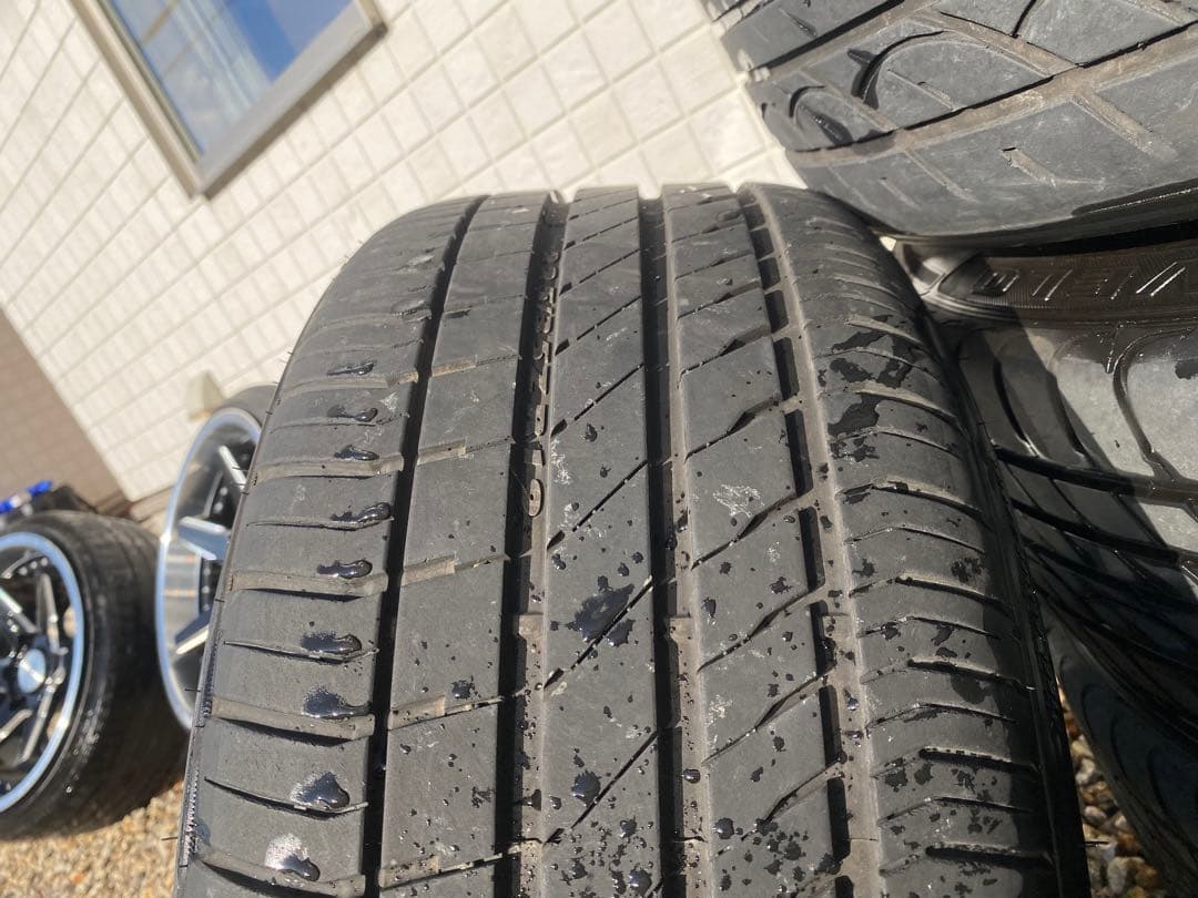 ※新年セール　ハイエース　19インチ　VALOR DCR①