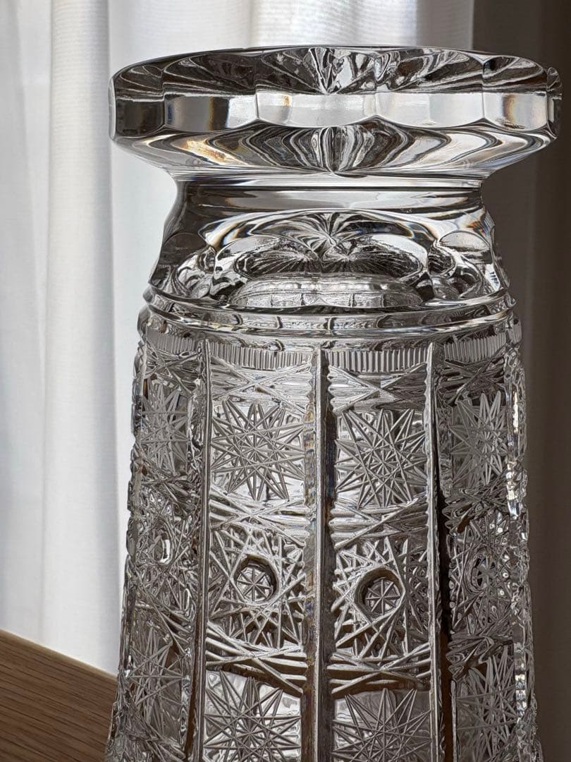 ボヘミアンガラス　花瓶 フラワーベース