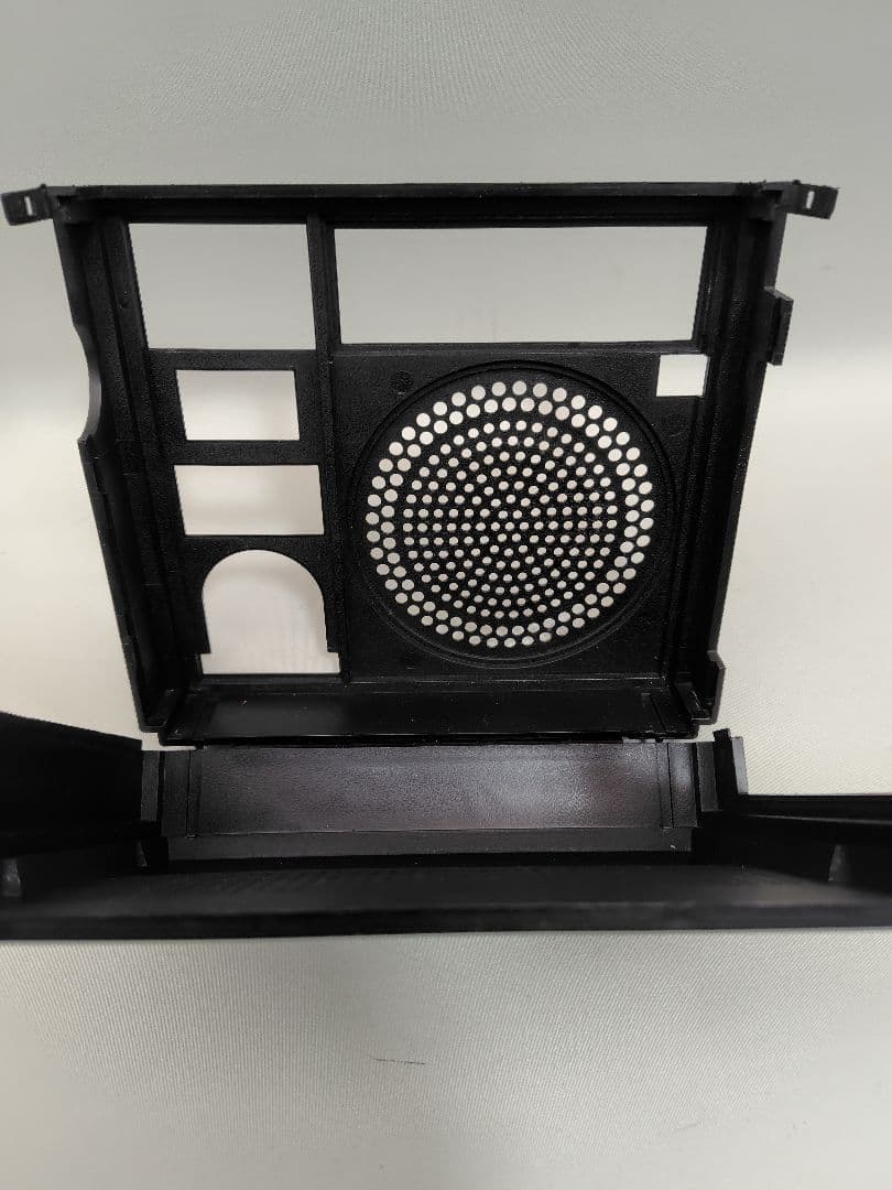 VICTOR　F-240　MW/SW/FM 3バンド ラジオ