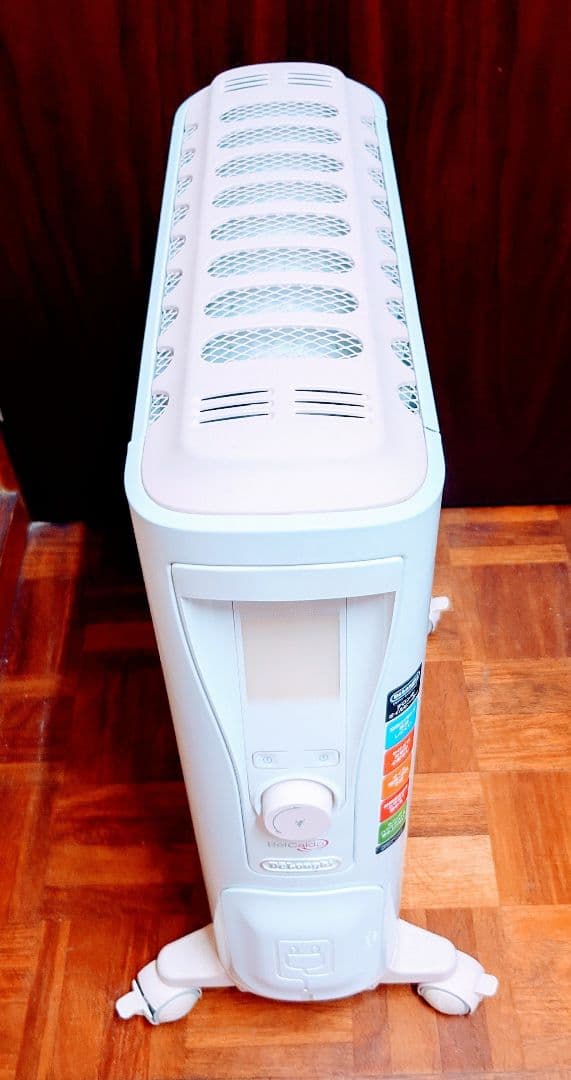 DeLongh　デロンギ　オイルヒーター　ピンク色