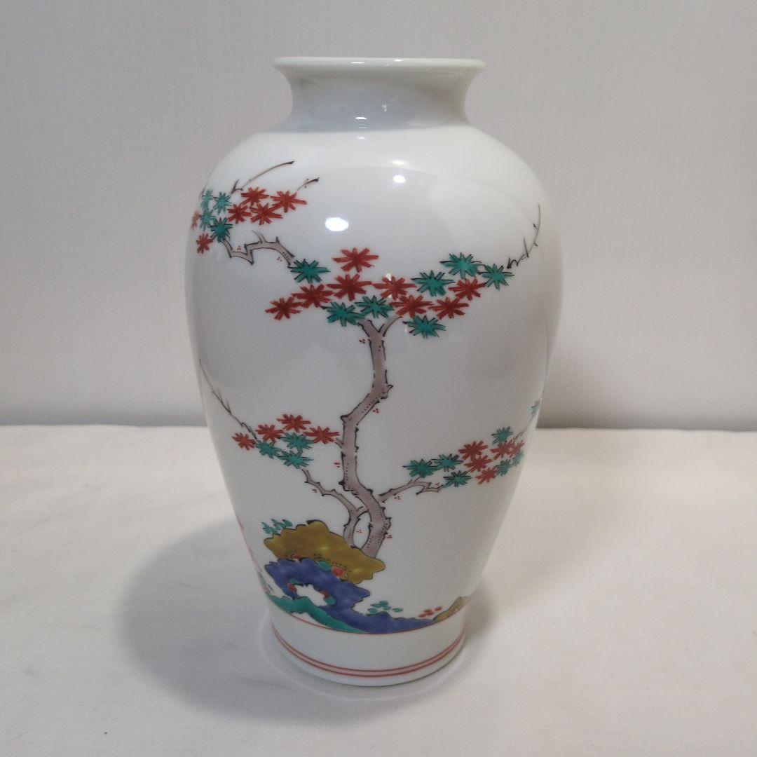 14代 酒井田柿右衛門 鹿紅葉文 花瓶 共箱付き