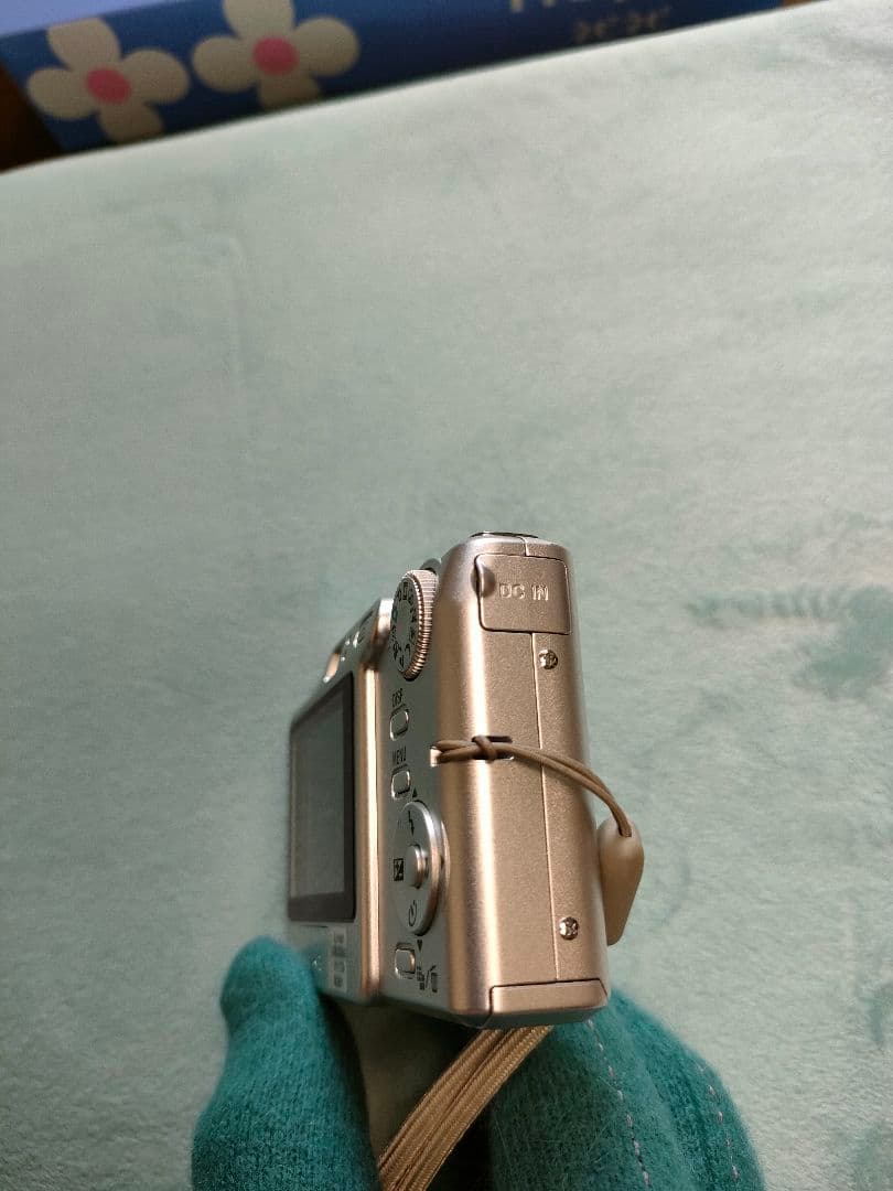 【美品】【動作確認済み】デジタルカメラ　SONY サイバーショットDSC-W35