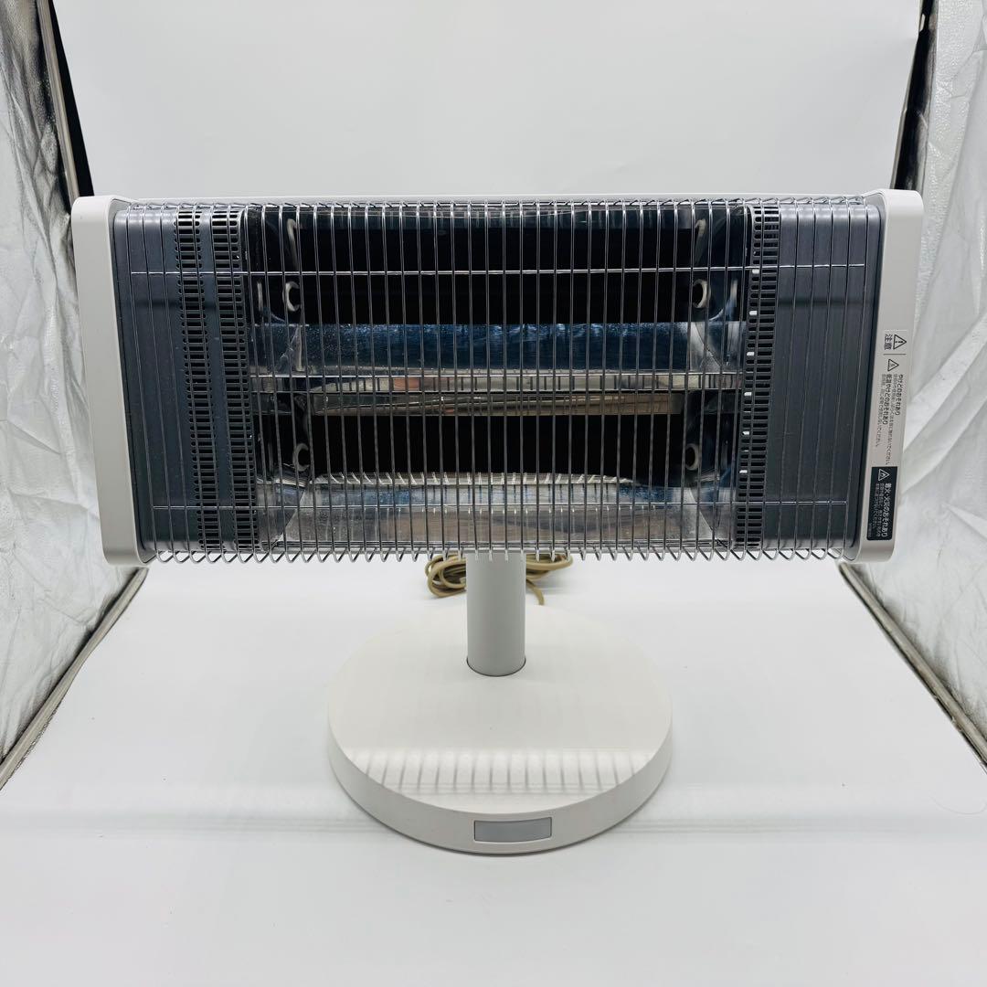 【送料無料】ダイキン 遠赤外線暖房機セラムヒート ERFT11YS-W