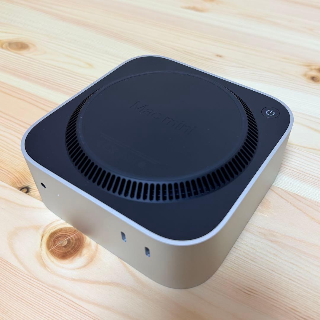 M4 Mac mini 16GBメモリ　256GB SSD