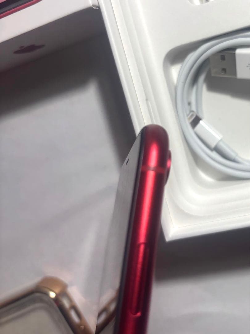 ラーゆ様　美品 iPhone XR 本体　128GB レッド　おまけ付き