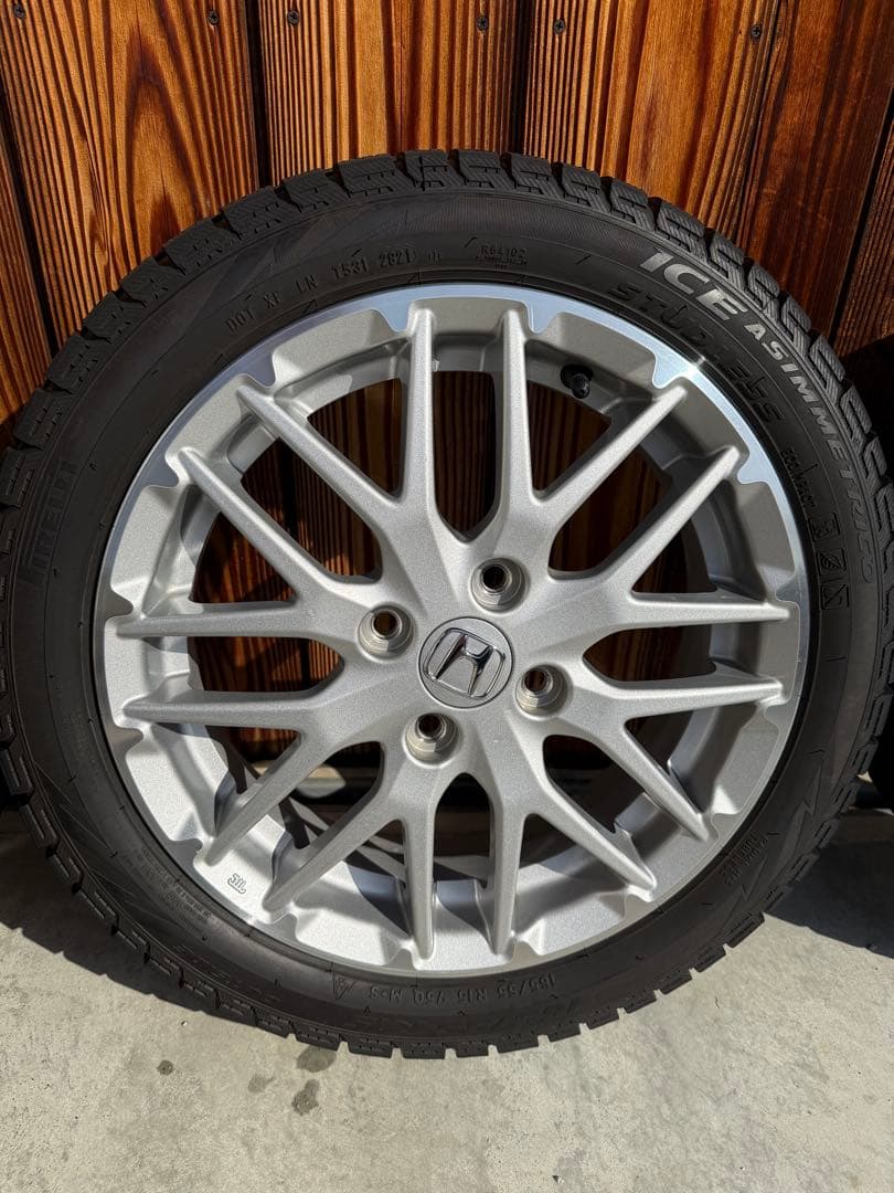 ホンダ 15インチ N-BOXスタッドレスタイヤセット