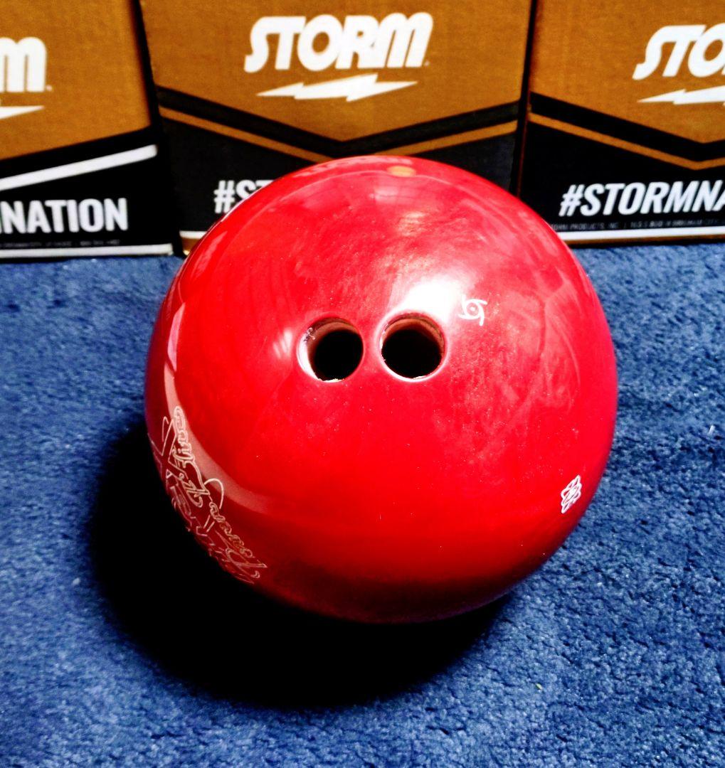 【フィジックスパワーエリート】　ボウリング　ボール　スポーツ　ストーム