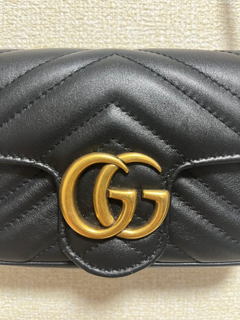 【美品】GUCCI グッチ　キルティングミニショルダーバッグ黒　GGマーモント