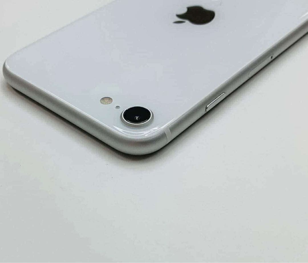 iPhone SE 第2世代 128GB SIMフリーバッテリー100％