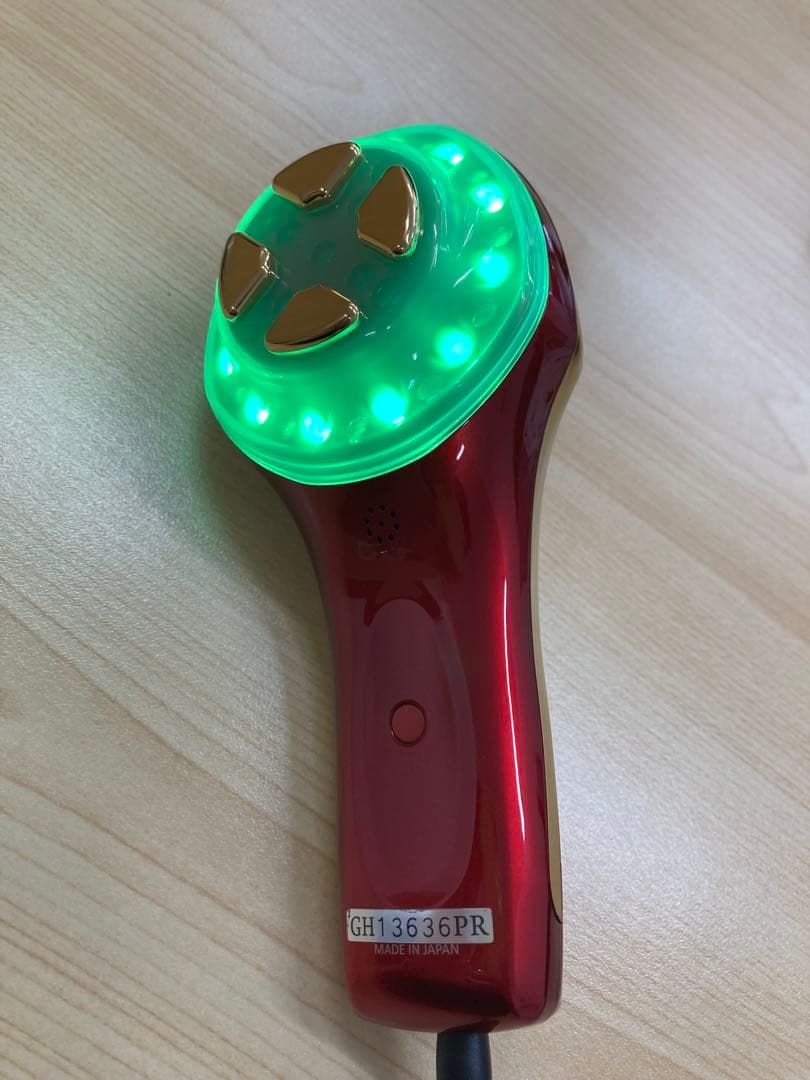 Dr. Arrivo ドクターアリーヴォゴーストプレミアム　美顔器