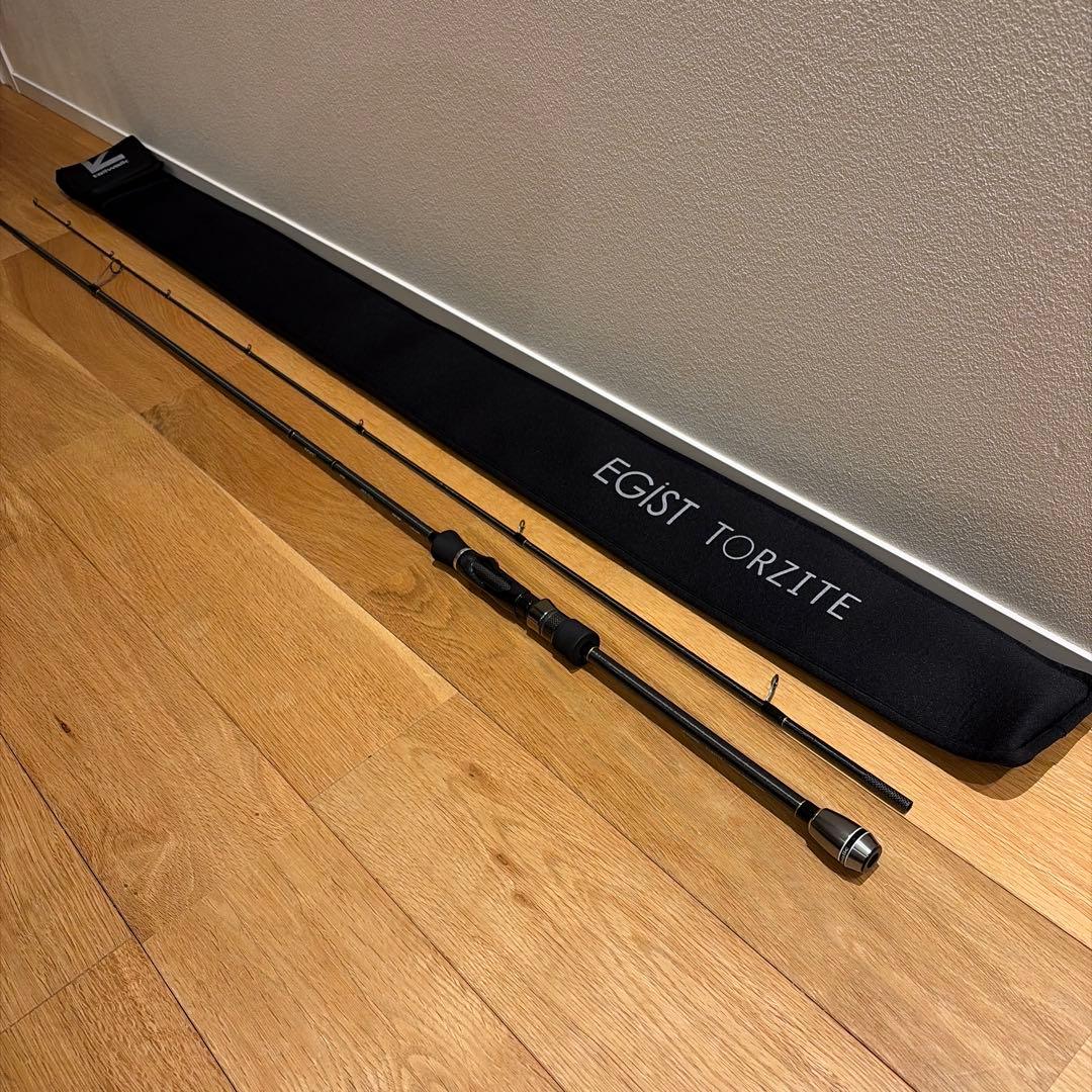 美品　EGIST TORZITE エギングロッド 83Mエギスト　テイルウォーク