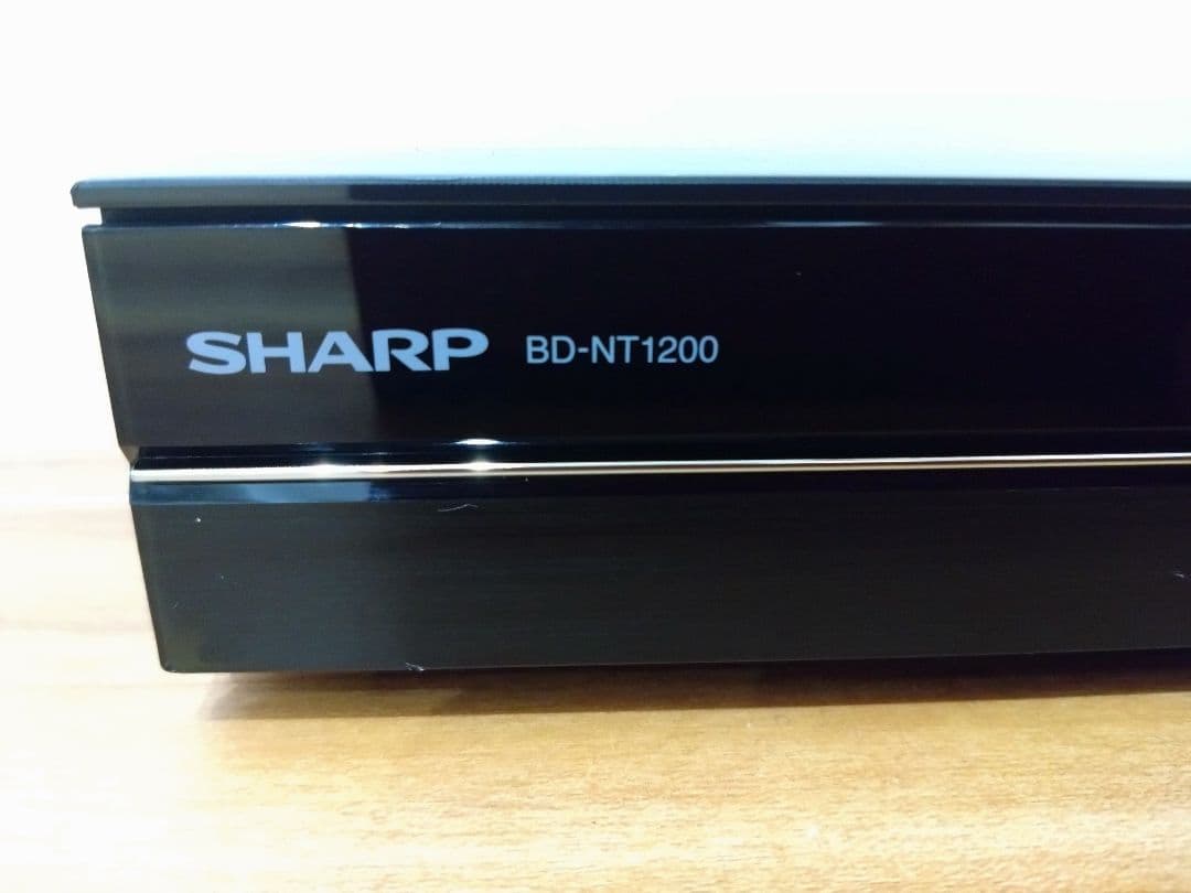 SHARP BDレコーダー BD-NT1200【1TB ３番組同時録画】