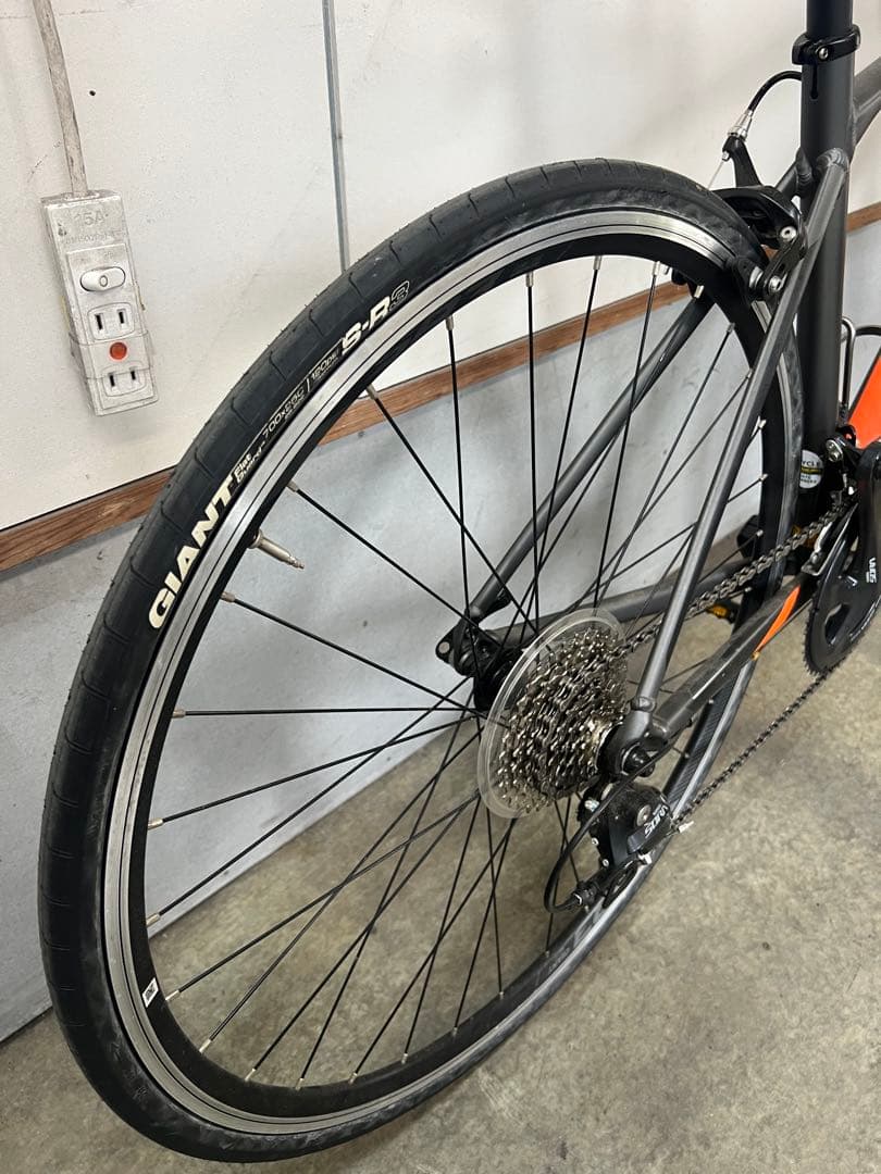 GIANT ロードバイク グレー/オレンジ 700C