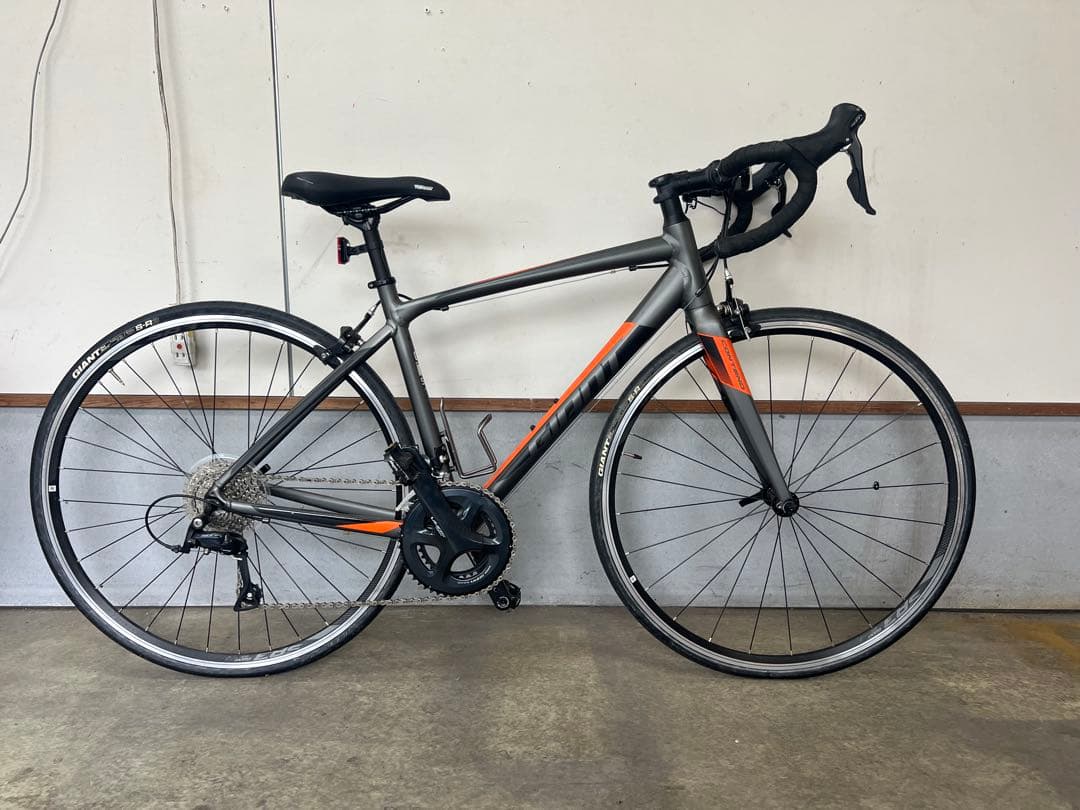 GIANT ロードバイク グレー/オレンジ 700C