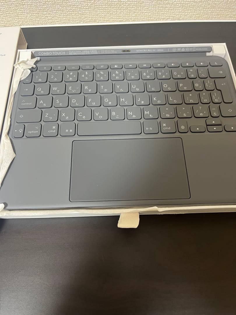 【美品】11インチiPad Air用 Combo Touch iK1178GRA