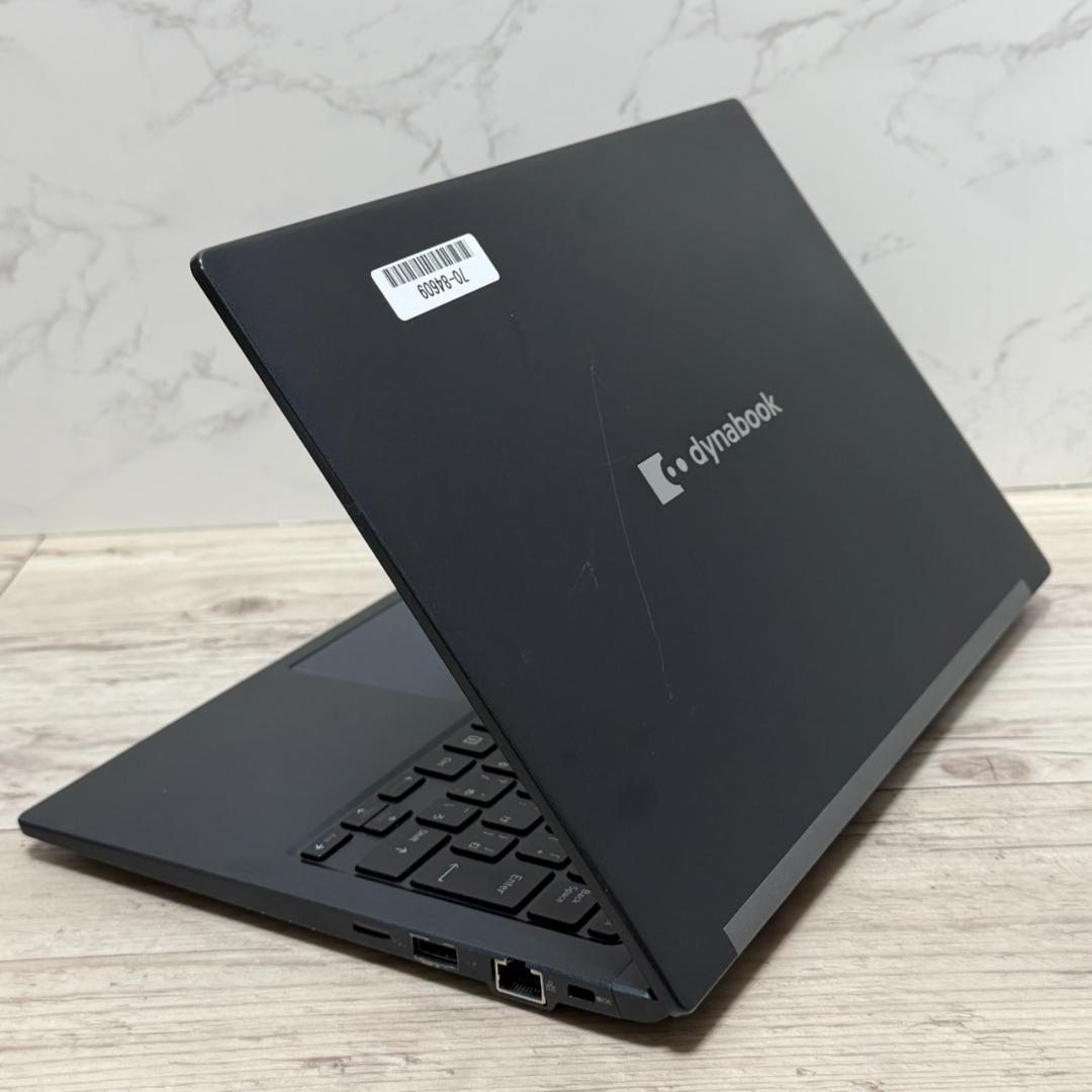 東芝 dynabook G83/HU i5 SSD256GB 16GB