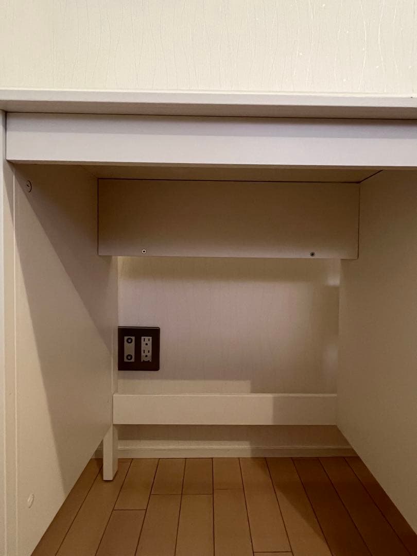 IKEA ブルサリ PCデスク 学習机 ホワイト 解体なしそのまま発送！