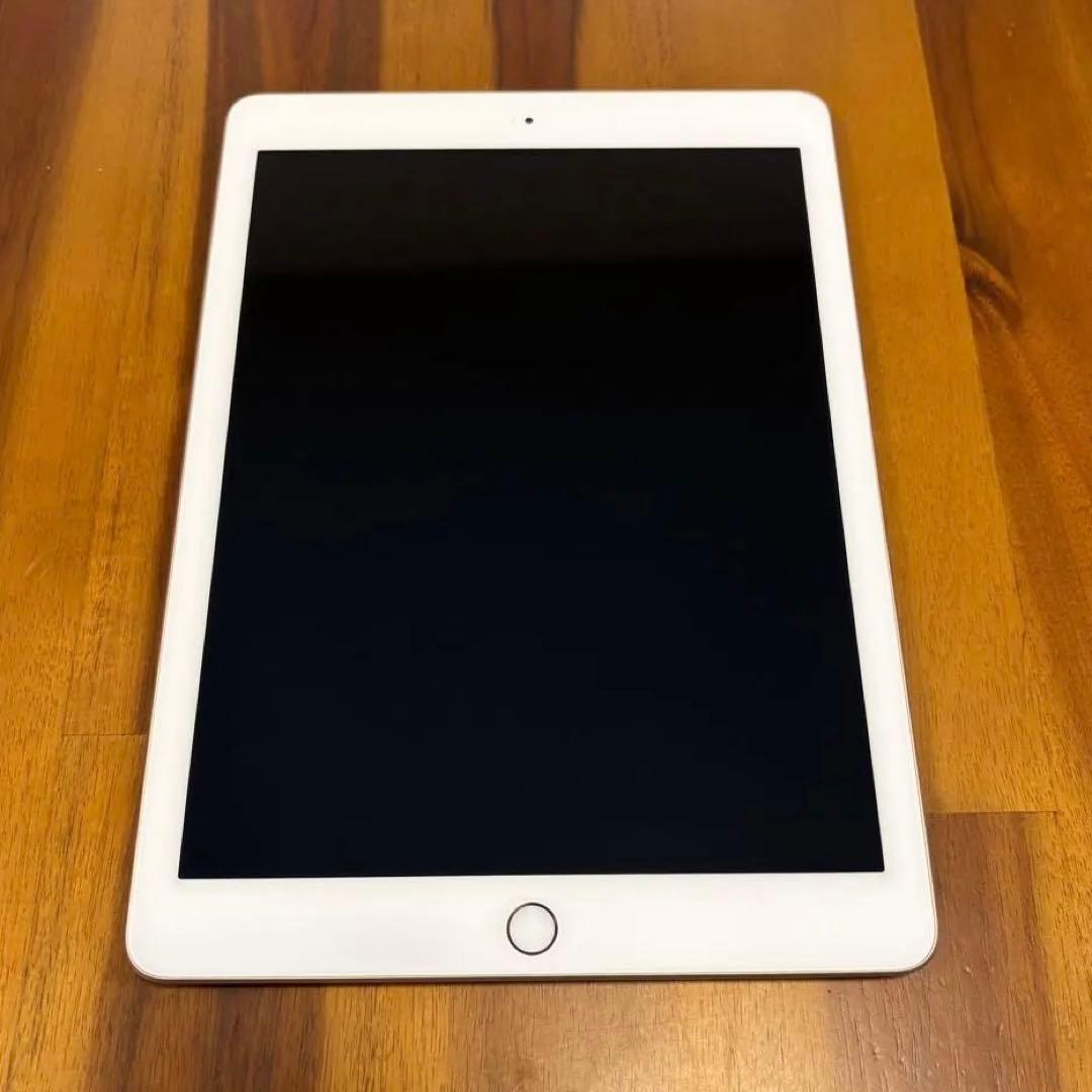 iPad 第6世代 Wifiモデル 32GB ゴールド