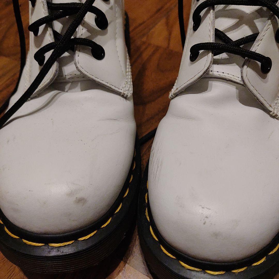 け*読様 Dr.Martin 8ホール 白 イエローステッチ UK9　美品