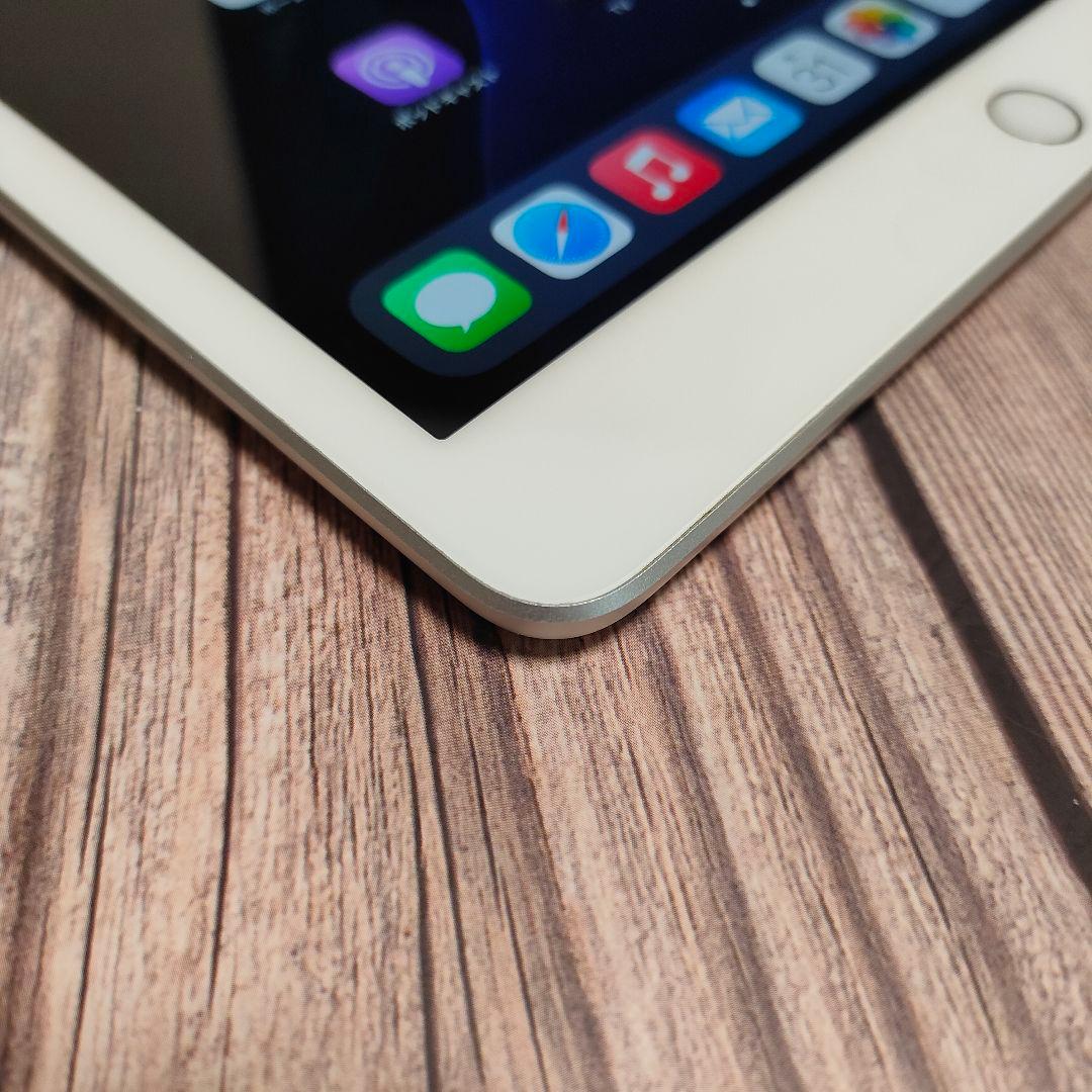 apple iPad 第7世代 32GB シルバー 美品