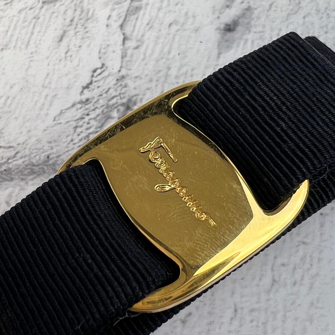 Salvatore Ferragamo ヴァラ バレッタ A-10557