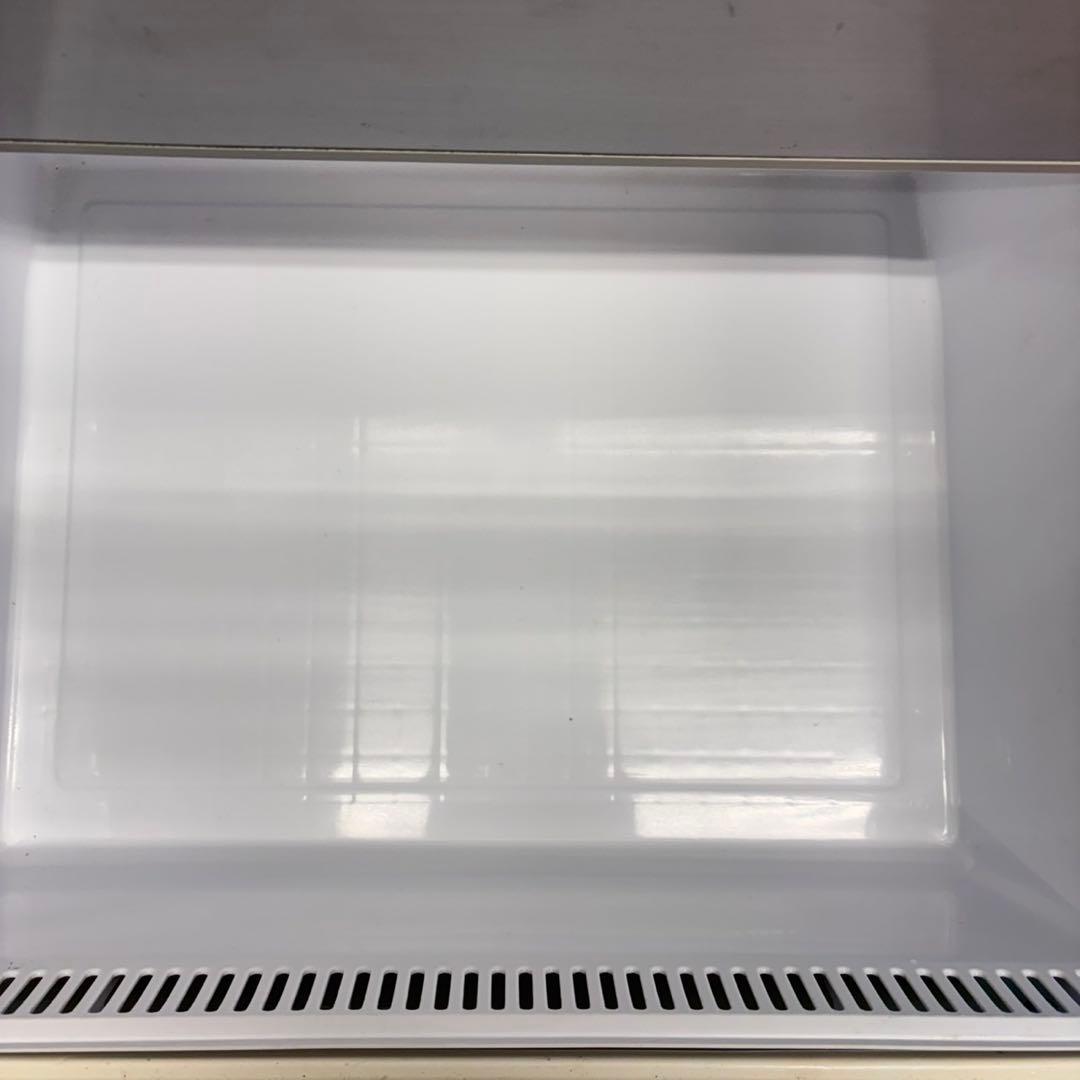 657 AQUA 大型冷蔵庫　300L強　小型　右開き　4ドア　真ん中野菜室