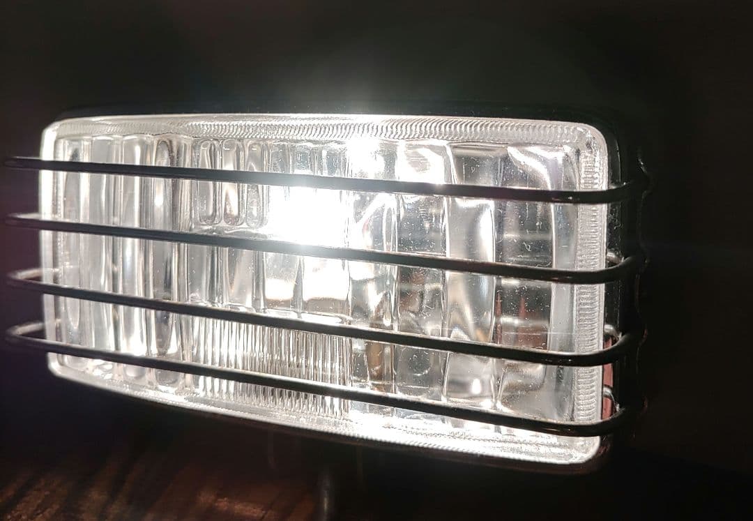 当時物★希少ハーレービンテージバードゲージヘッドライト★一個