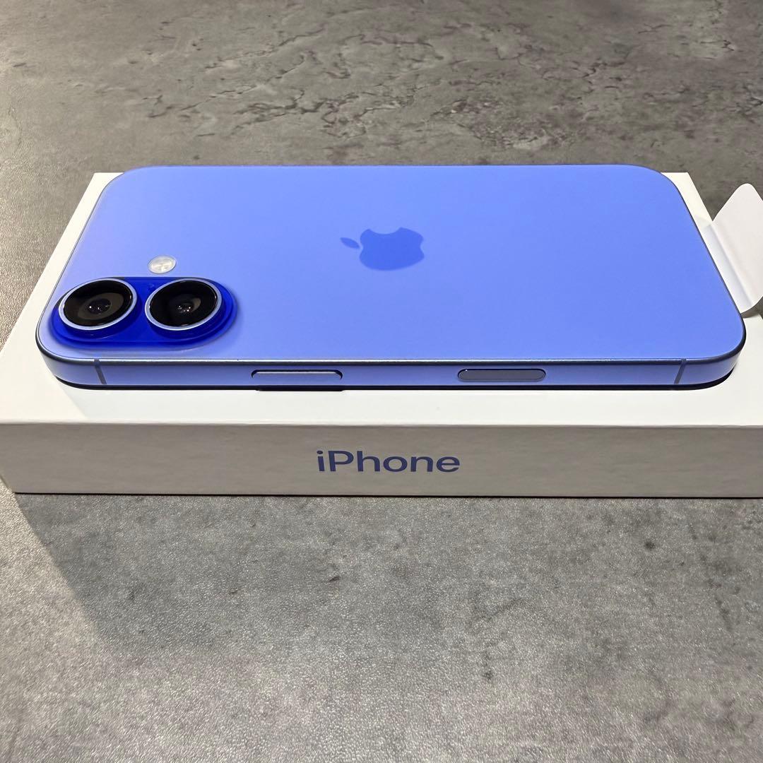 【美品】iPhone16 ウルトラマリン 128GB SIMフリー