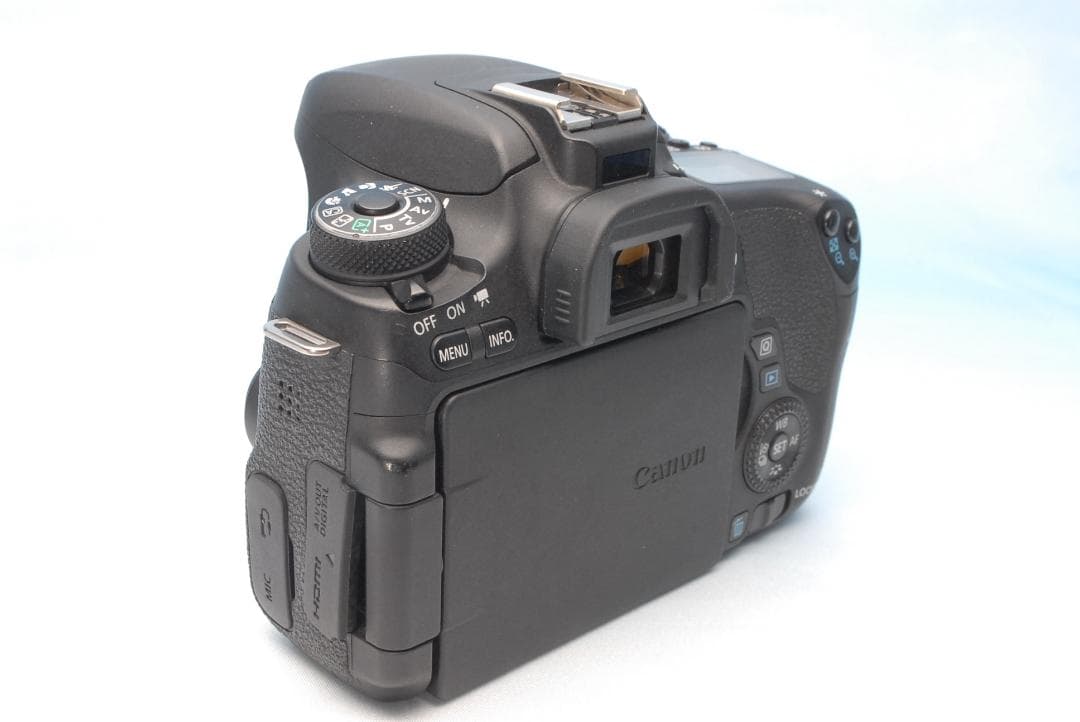 ✨初・中級者向け✨キヤノン EOS 8000D Wi-Fi 手振れ補正 高コスパ