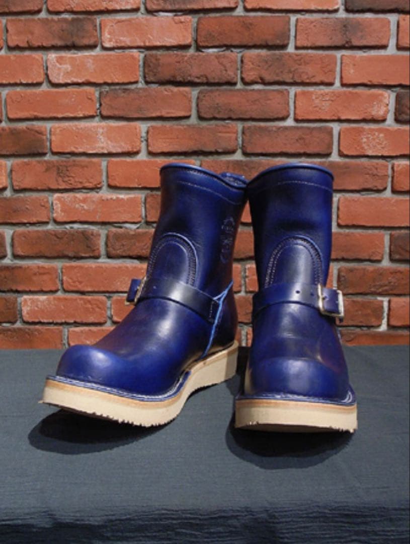 VIBERGコラボCHALLNEGER激レア希少　値下げしました