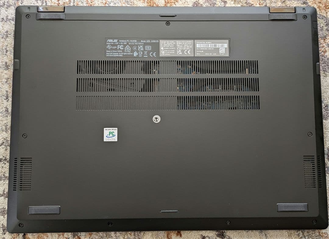 ASUS Chromebook Flip CX5 (CX5601)／Corei3