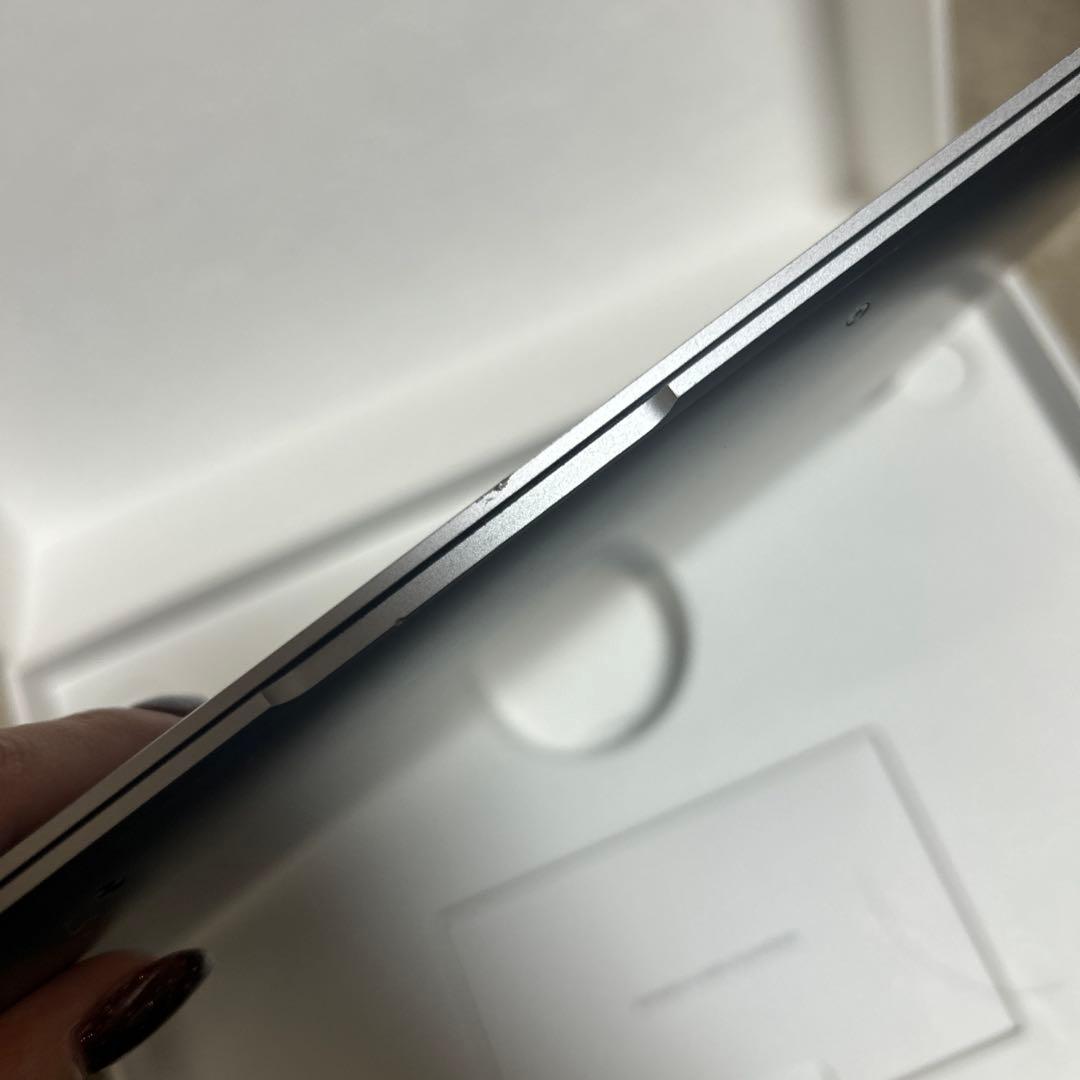 Apple MacBook シルバー