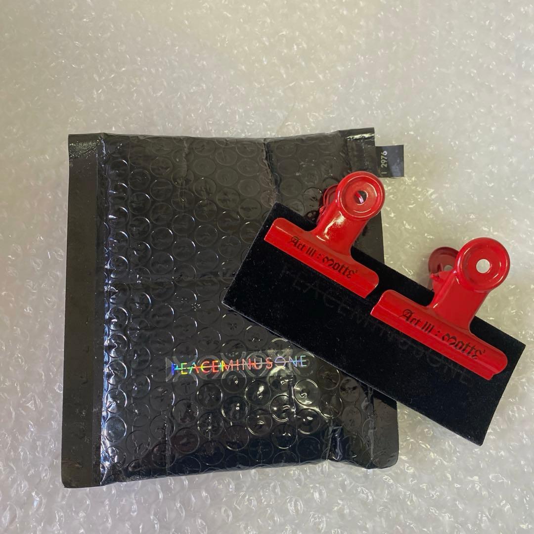 海外ツアー限定PEACEMINUSONE クリップ 赤 ジヨン gdragon