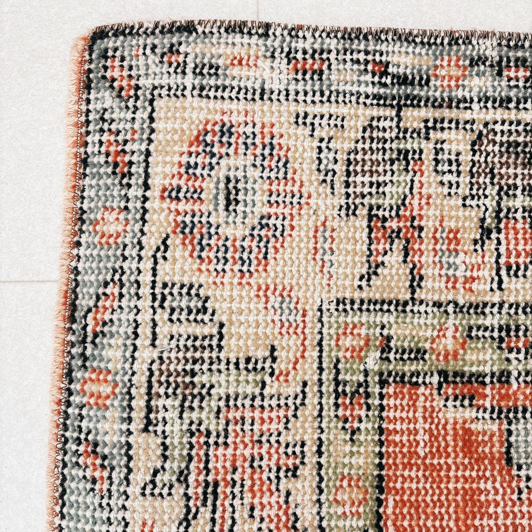 トルコ ヴィンテージラグ オレンジ ベージュ フローラル