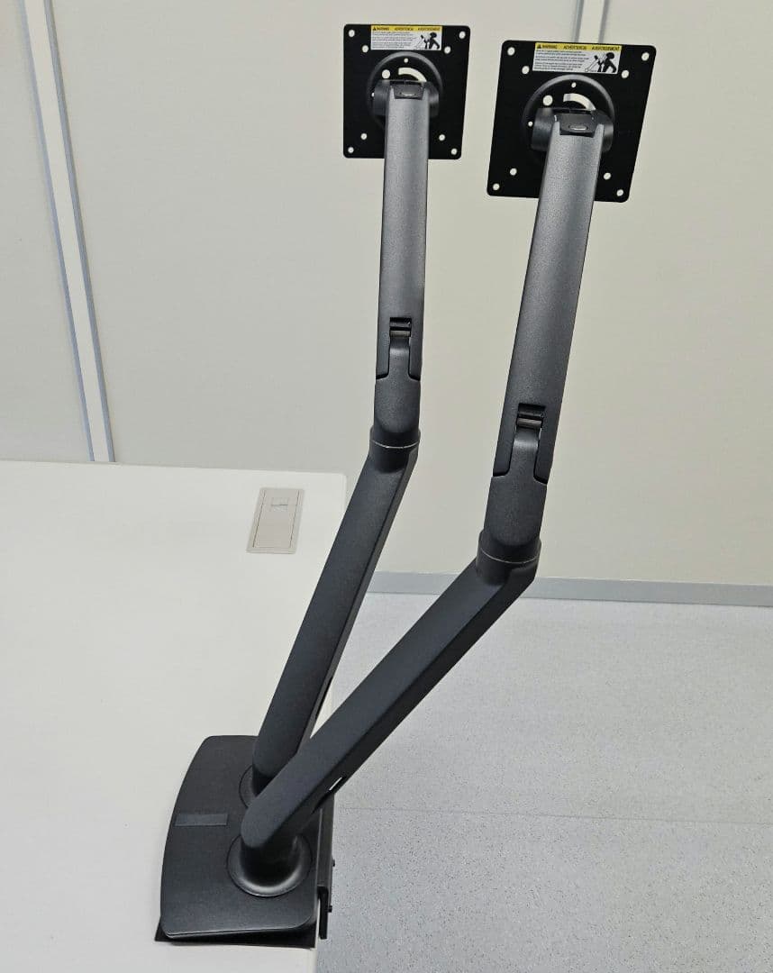 デュアルモニターアーム