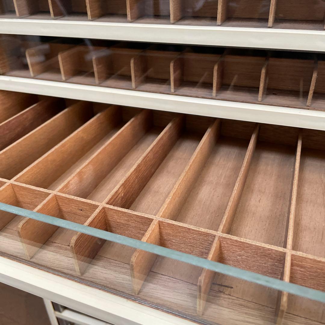 糸棚　昭和レトロケース　7段引き出し　ホワイト