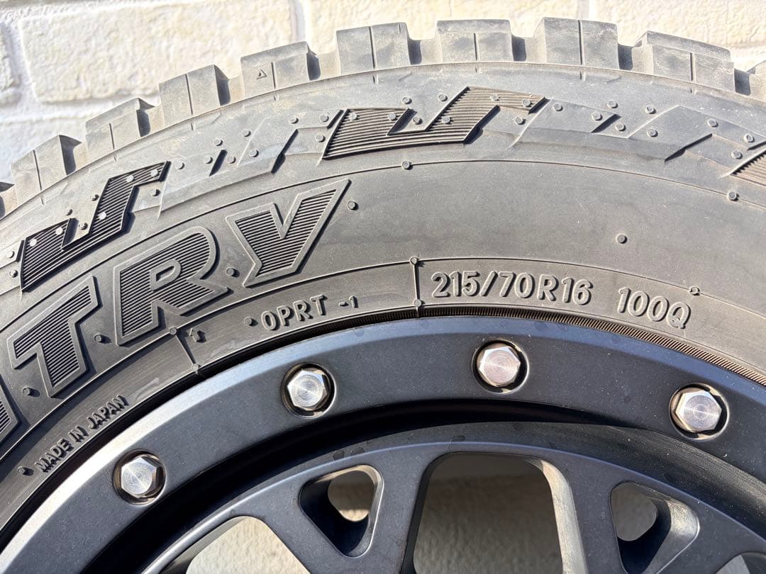 TOYOオープンカントリー　エクストリームJ タイヤホイールセット　溝あり