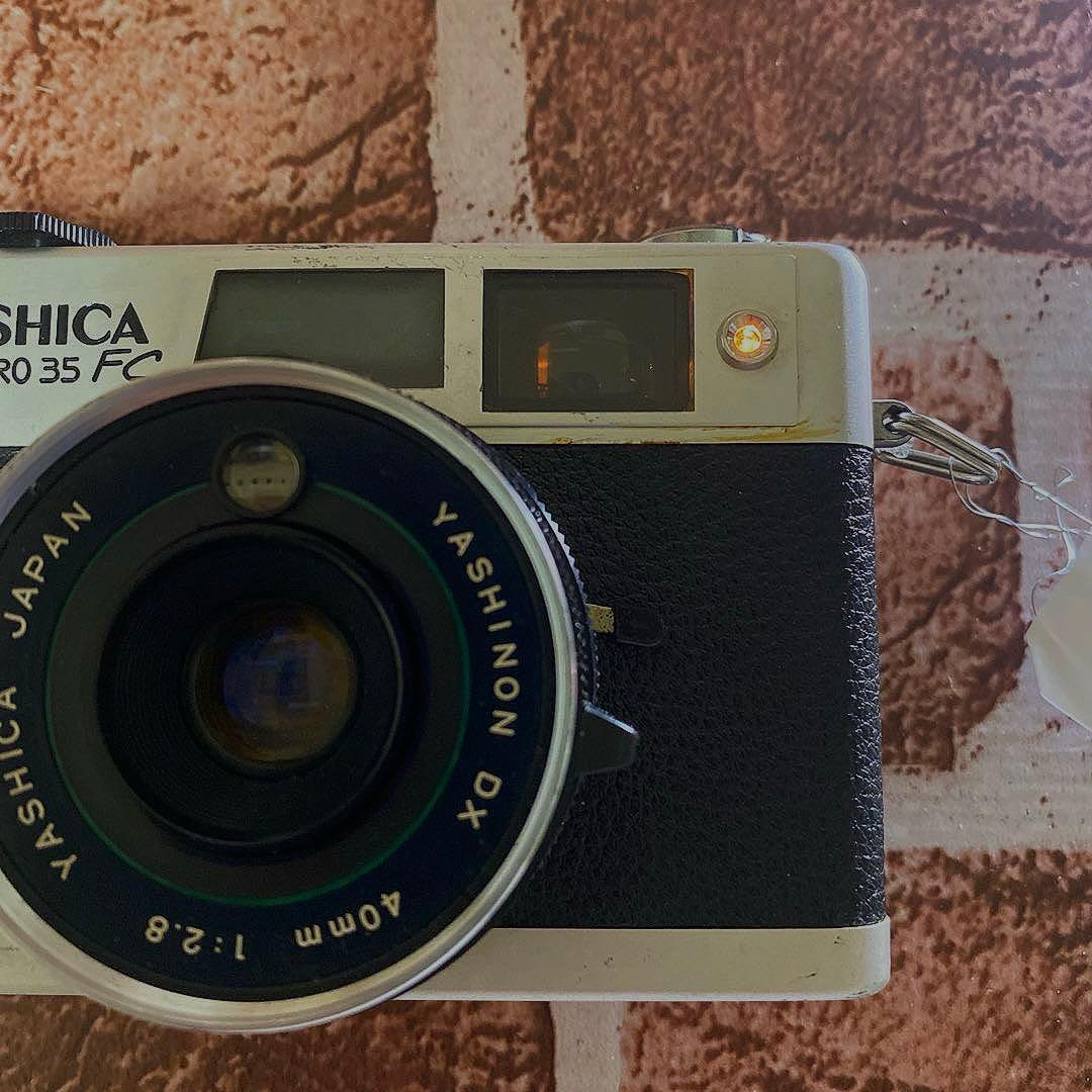 ヤシカ Yashica Electro 35 FC / 40mm F2.8