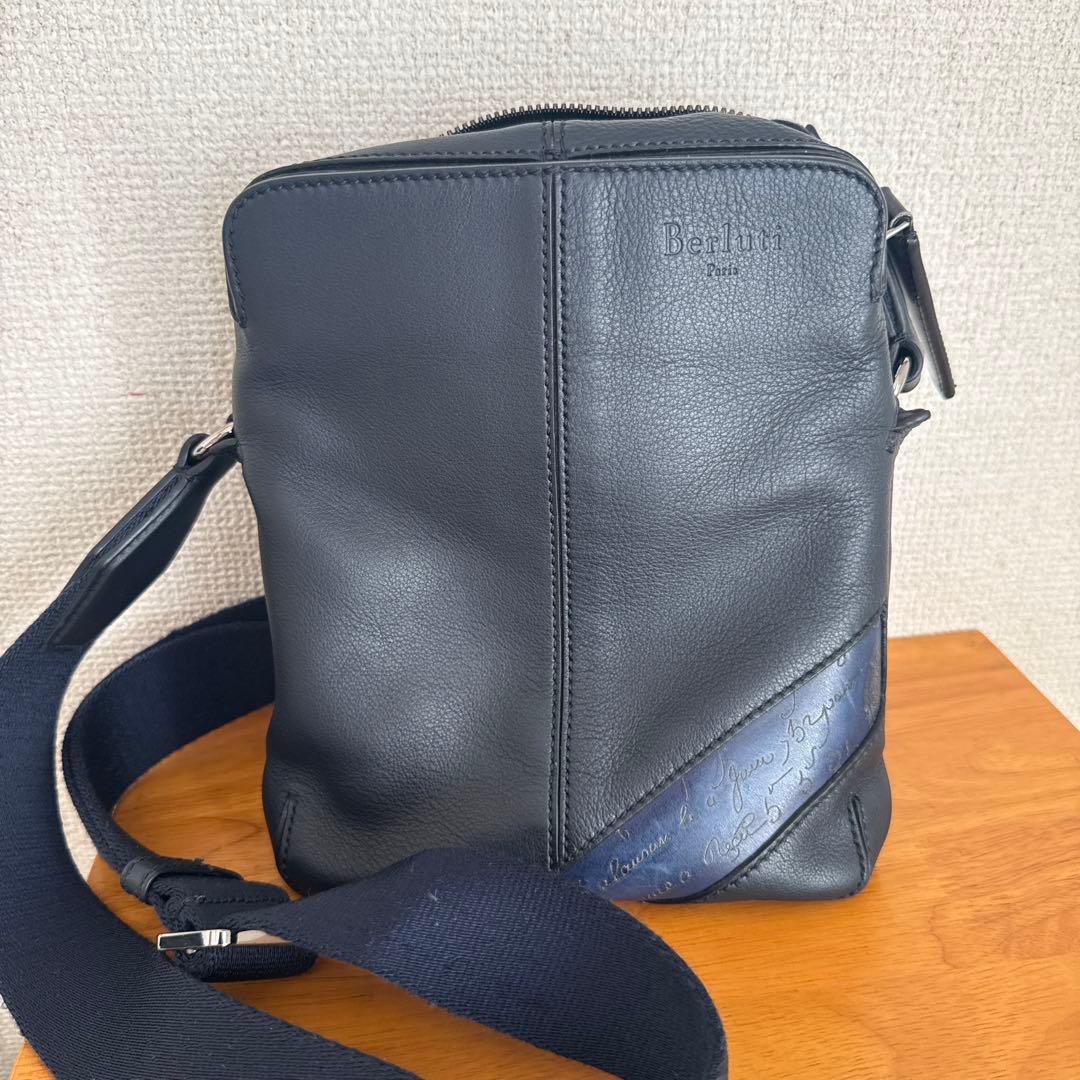 Berluti レザーショルダーバッグ　ベルルッティ