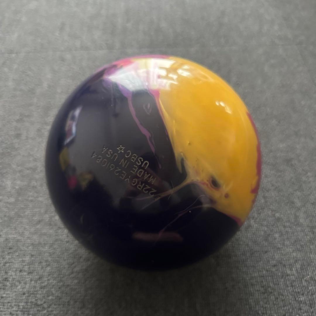 GEM HYBRID ボウリングボール 　15ポンド