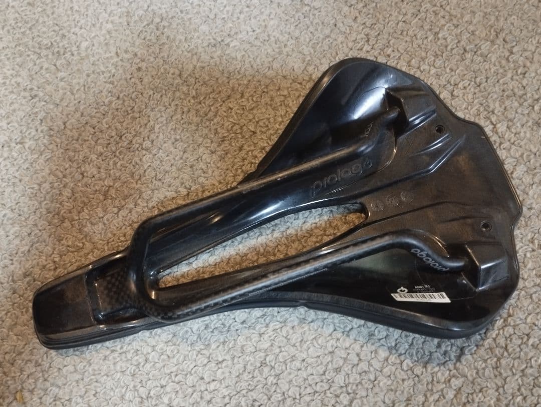 Prologo Scratch M5 Nack サドル ブラック