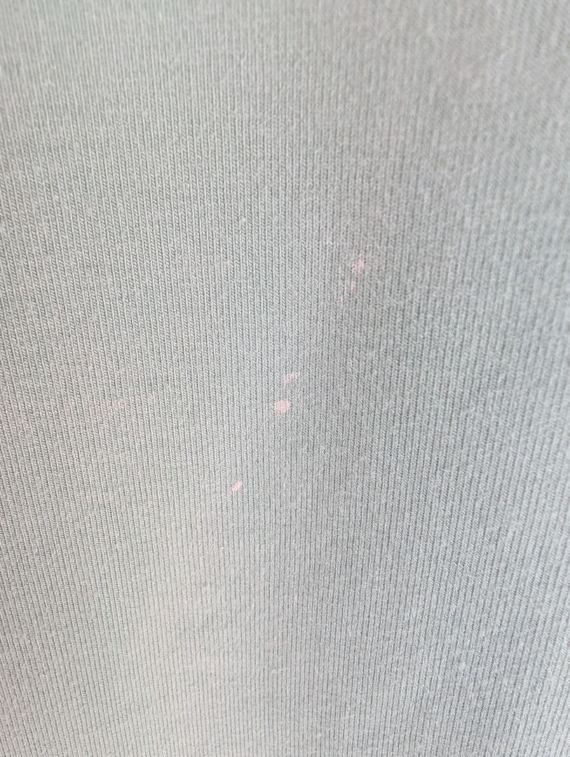 【福岡空港近辺引渡し】Yogibo Max（ピスタチオ色）保証書付　小さなシミ有