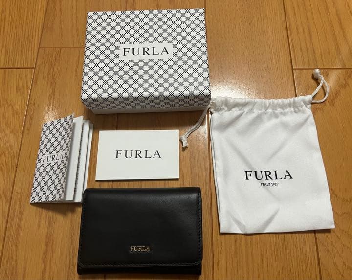 FURLA 名刺入れ ブラック