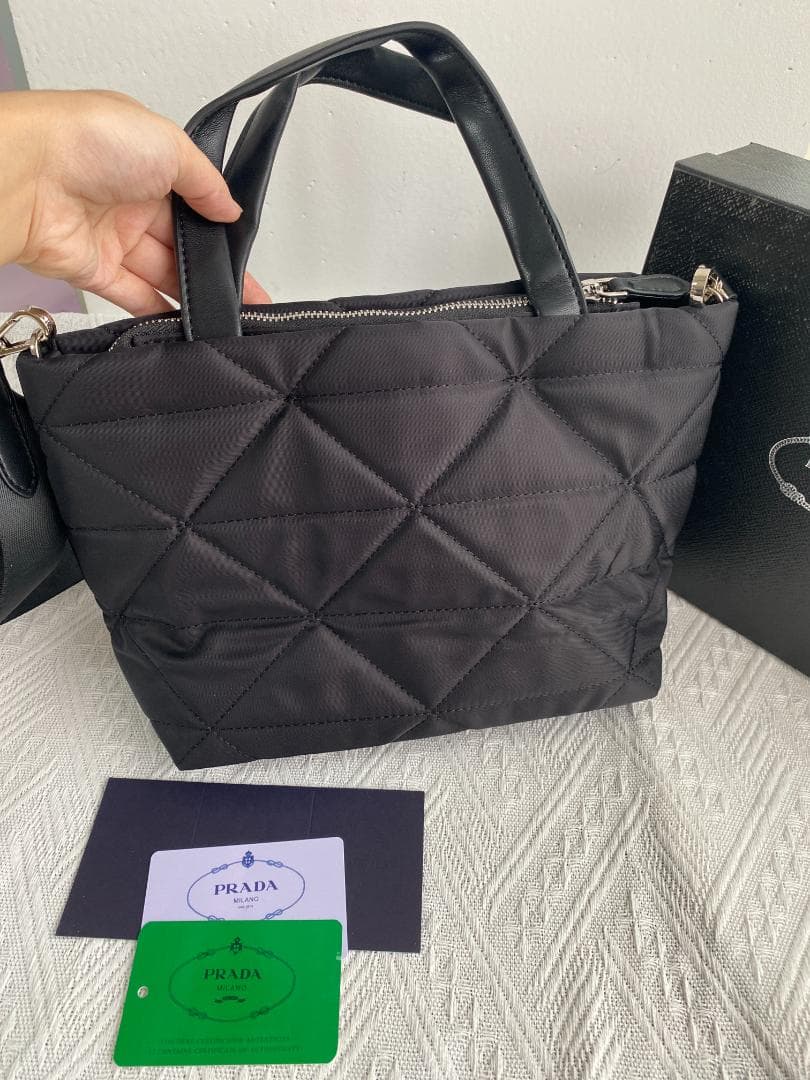 早い者勝ち！ ブラック ナイロン ショルダーバッグ