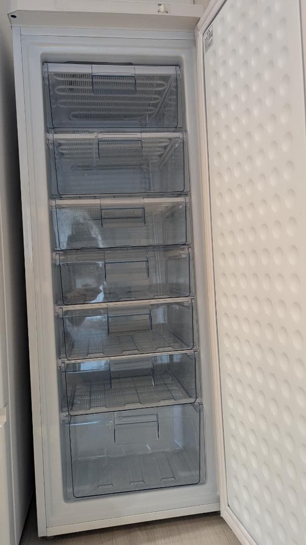 アイリスオーヤマ ノンフロン冷凍庫 IUSD-18A-W 175L