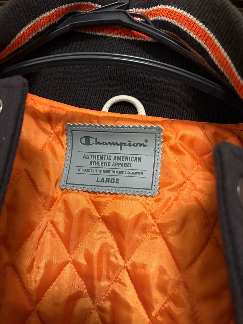 Champion スタジャン