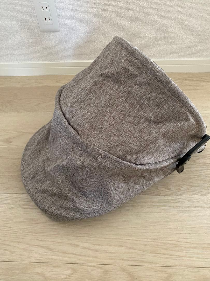 【美品】BTM 子供用三輪車　4in1 ベージュ