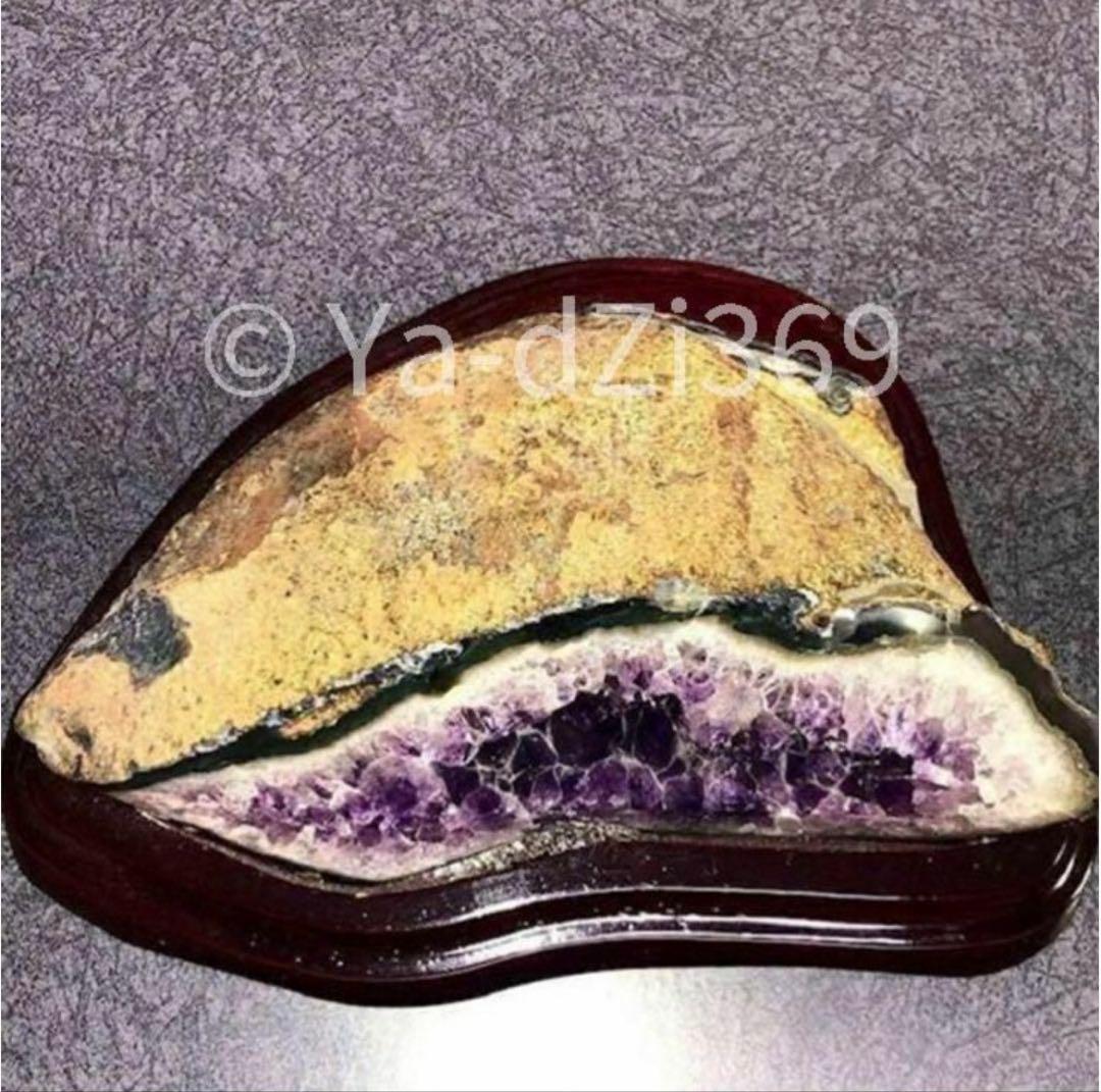 お部屋のアクセント・浄化に！！卓上サイズ 濃紫 高品質 アメジストドーム