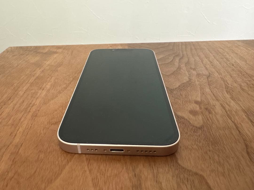 ピンクのiPhone 13