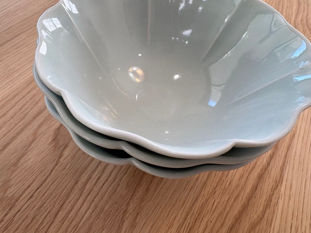 土井善男　緑白釉4,5寸輪花鉢 ３個セット&１個おまけ